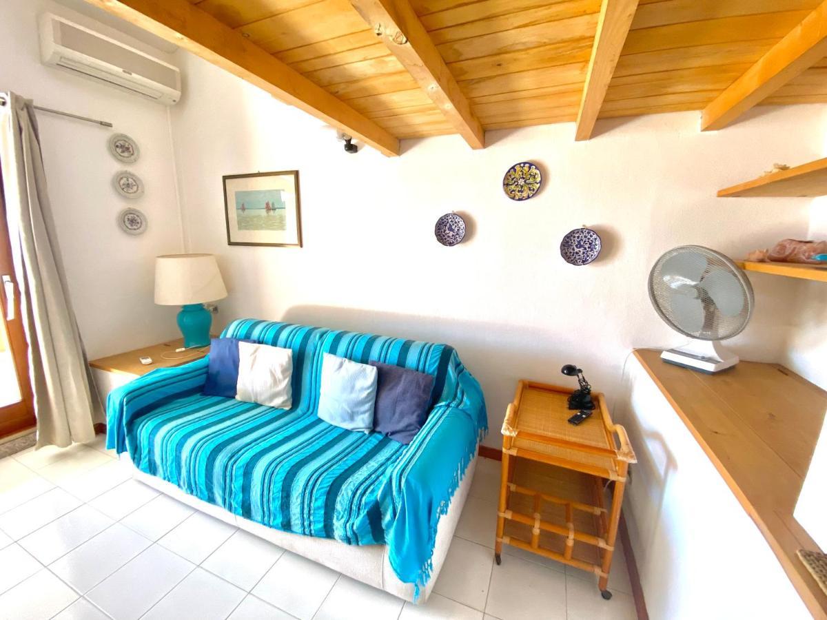 Residence Porto Coda Cavallo San Teodoro  Buitenkant foto
