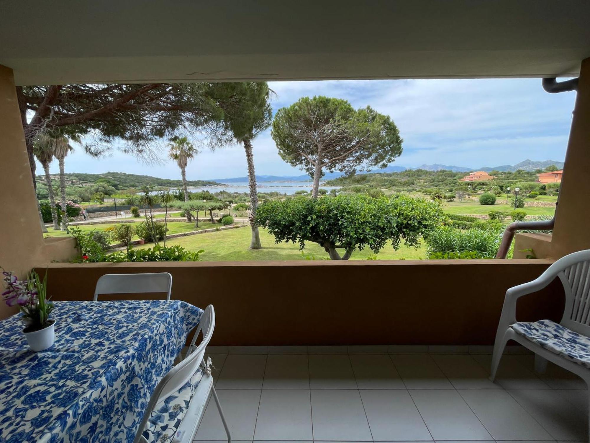 Residence Porto Coda Cavallo San Teodoro  Buitenkant foto